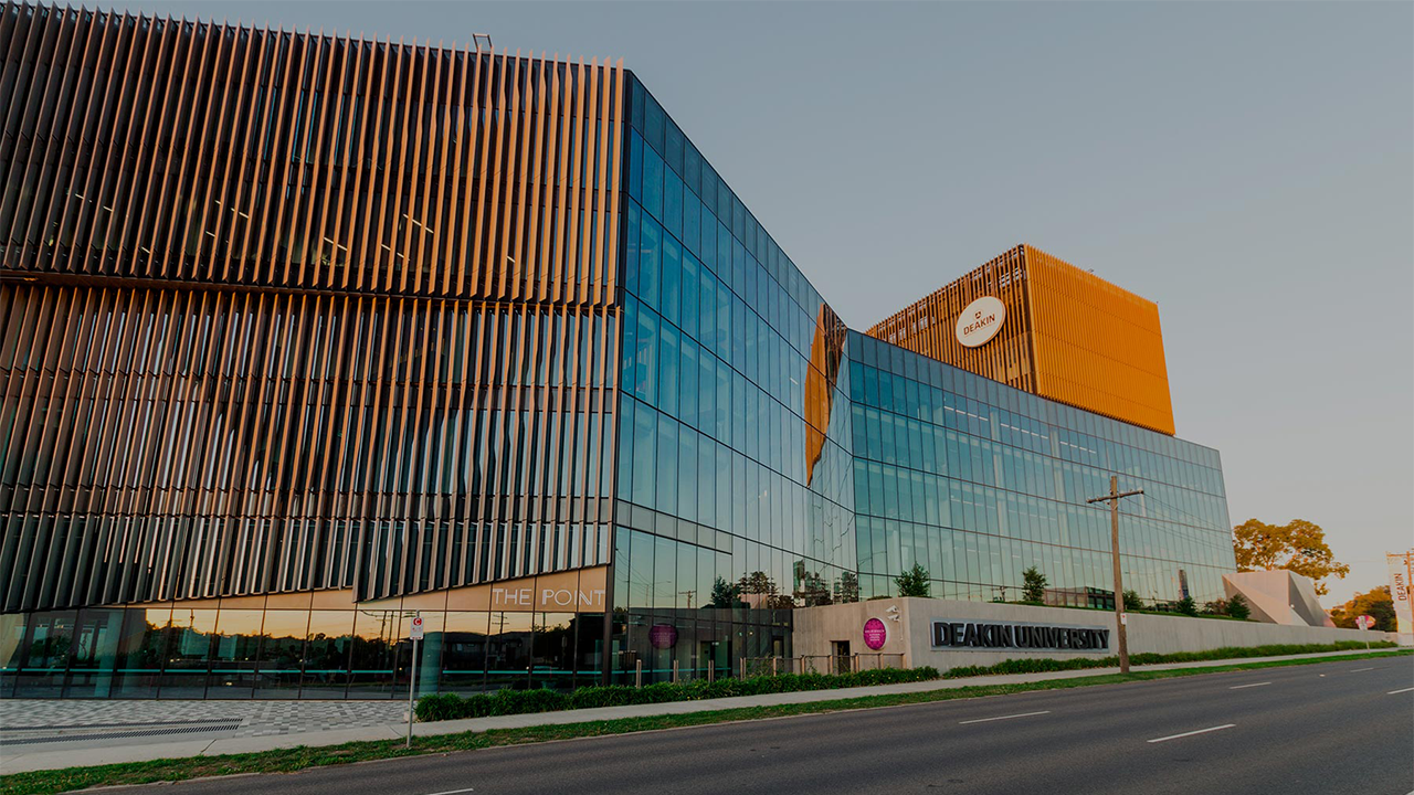 HỌC BỔNG 100% - Deakin University, Úc