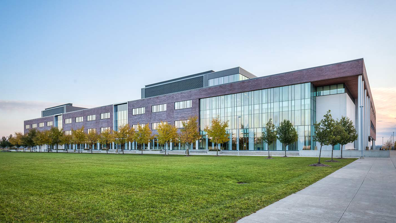 Học Bổng $1500 - Trường Conestoga College, Canada
